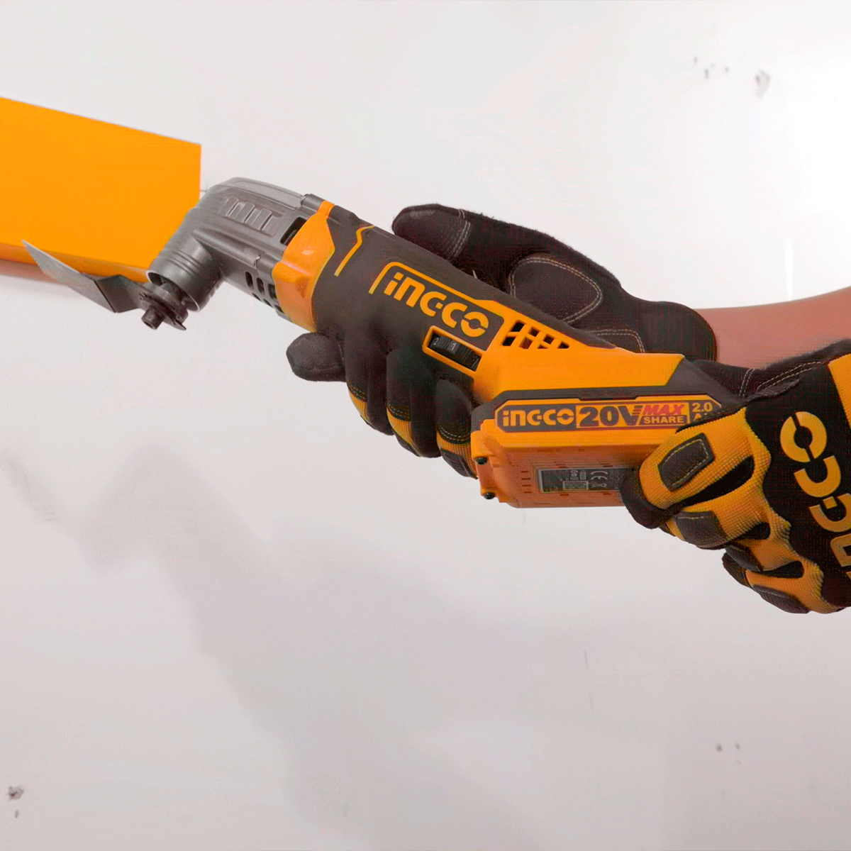 Multiherramienta Inalámbrica INGCO 20V 5000 - 20000RPM - 6 Velocidades + Accesorios CMLI2022 - MARKEMSTORE - Esmeriles