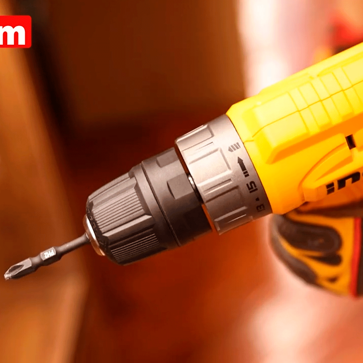 Set Herramientas 129 Piezas INGCO con Taladro Inalámbrico 12V 20Nm HKTHP11291 - MARKEMSTORE - Taladro