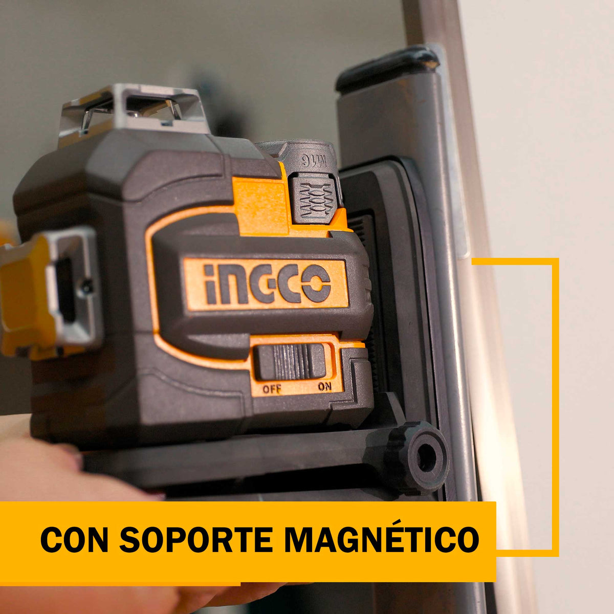 Nivel Laser 3D Linea Verde Clase con Accesorios INGCO Hll301205